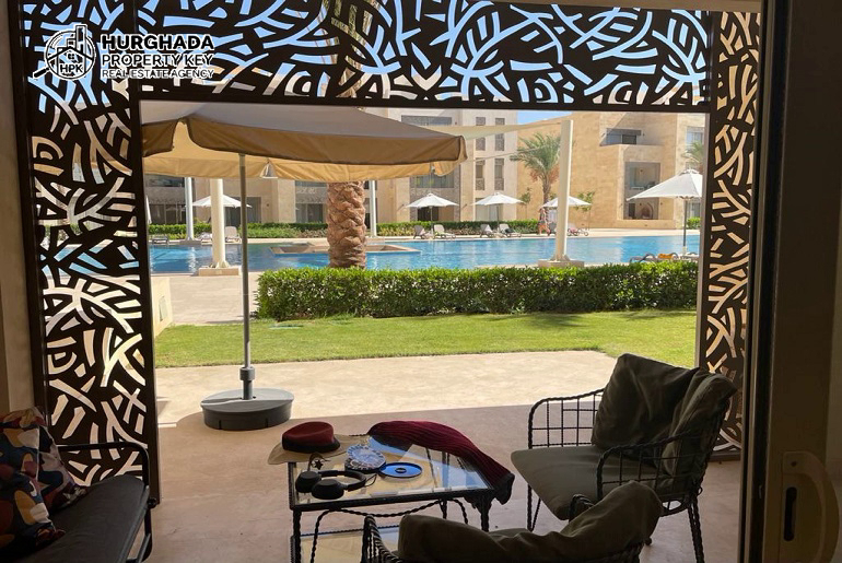 Stunning Ground-Floor Apartment with Pool View in mangroovy , El gouna